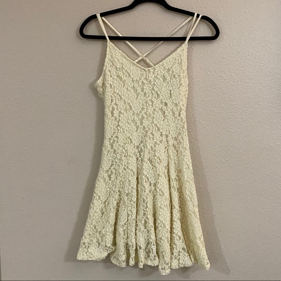 American Eagle Outfitters Dresses & Skirts - AE Lace Dress